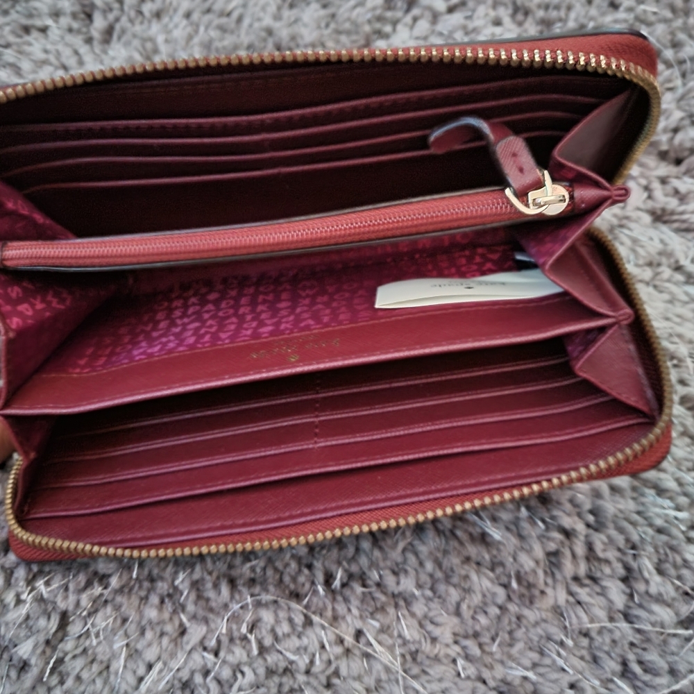 Kate Spade - Picture 10 of 12
